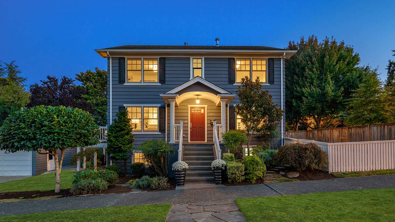 Charming Laurelhurst Colonial