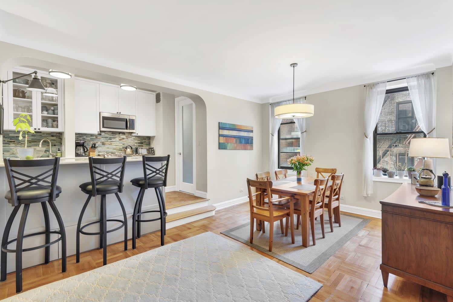 Inside a $2.25M Brooklyn Heights 3 Bedroom Co-op