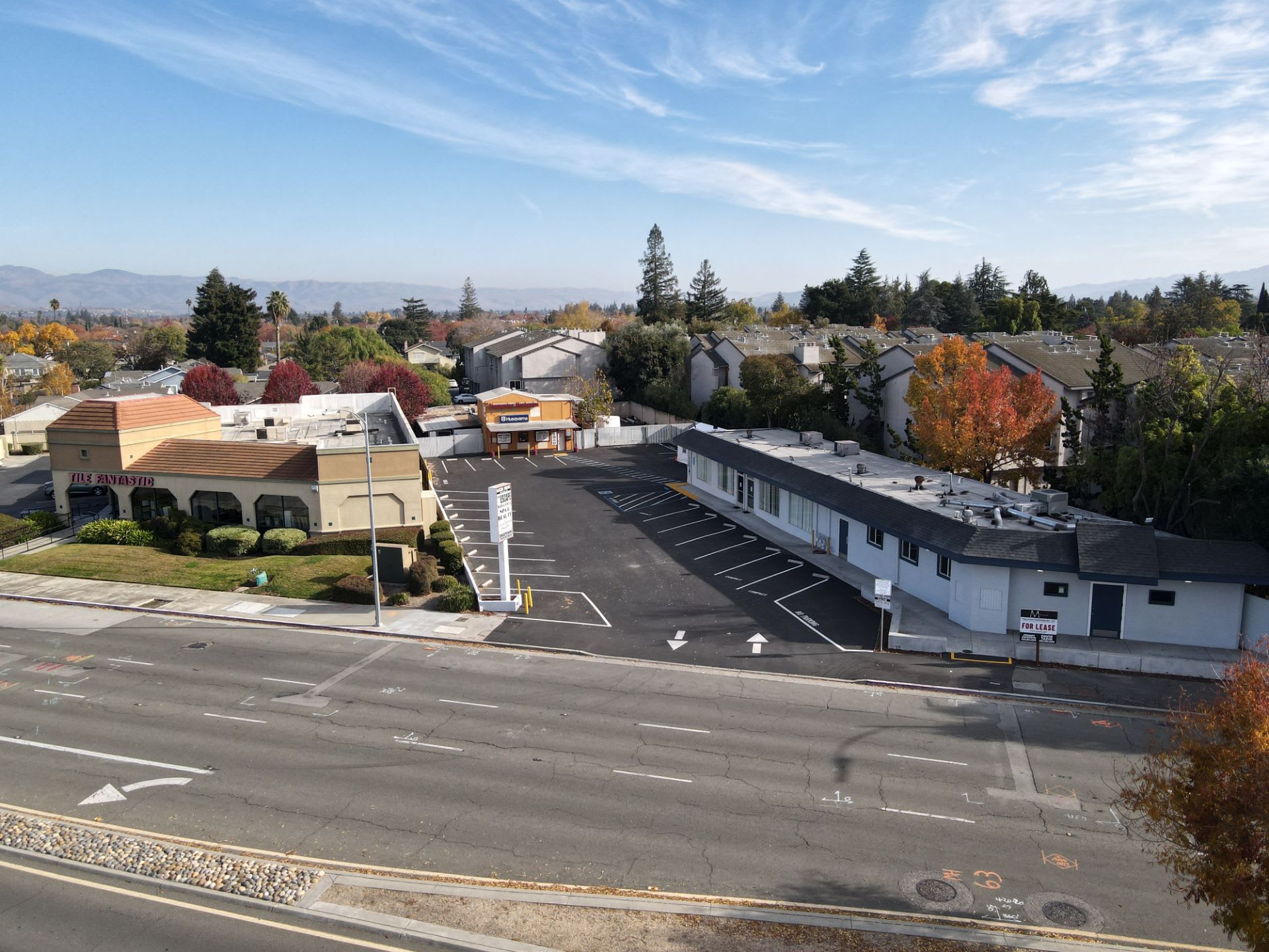 0.50 AC Retail Property Sold to Owner User for Redevelopment