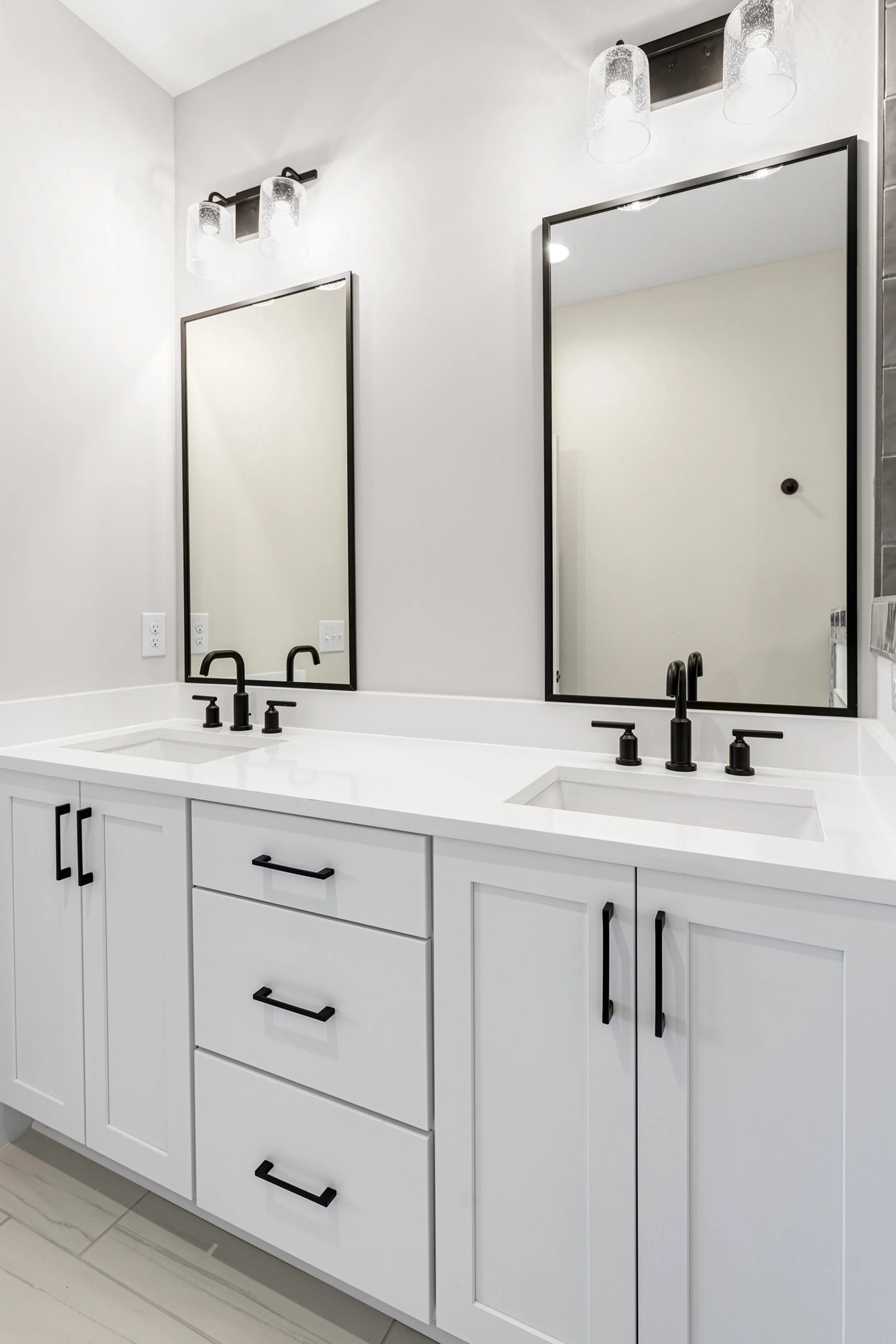 Wimberly owner's bath