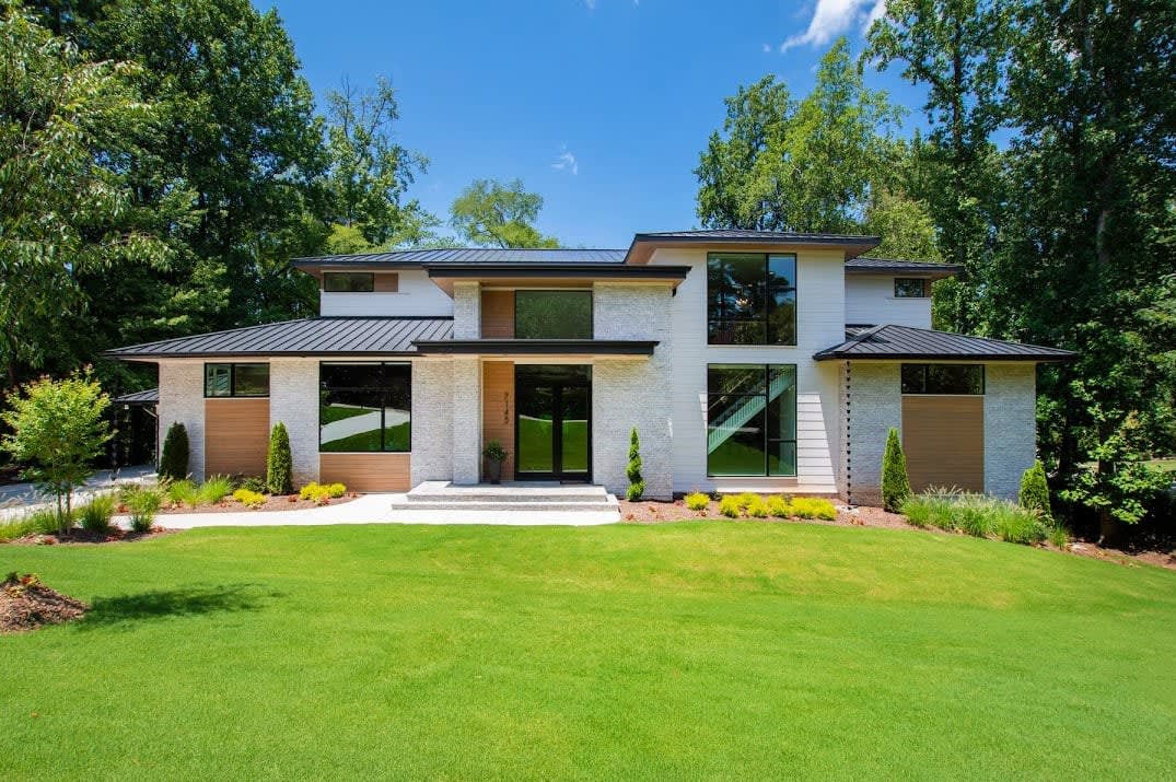 Raleigh Luxury Contemporary Modern Home | 7145 North Ridge Dr.