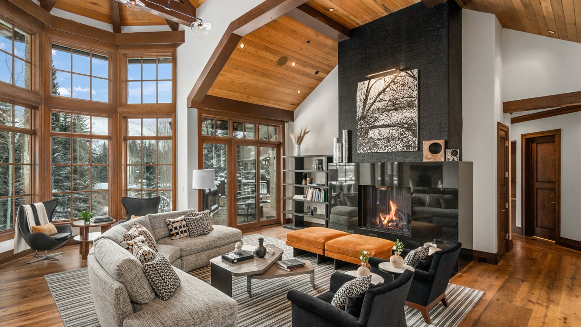 True Ski-In/Ski-Out Vail Mountain Luxury Chalet 