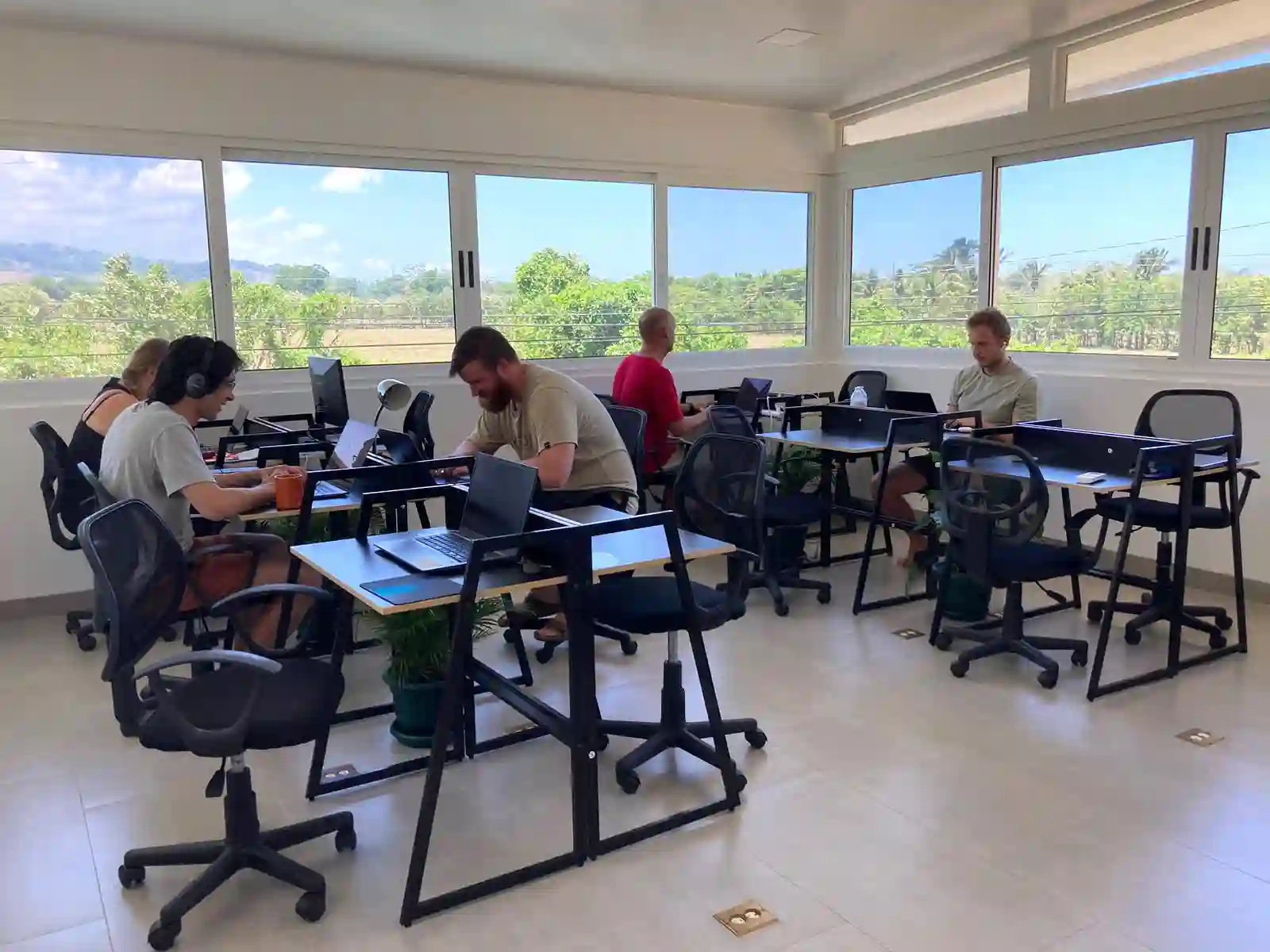 Remote-work space for a Rincón, Puerto Rico home