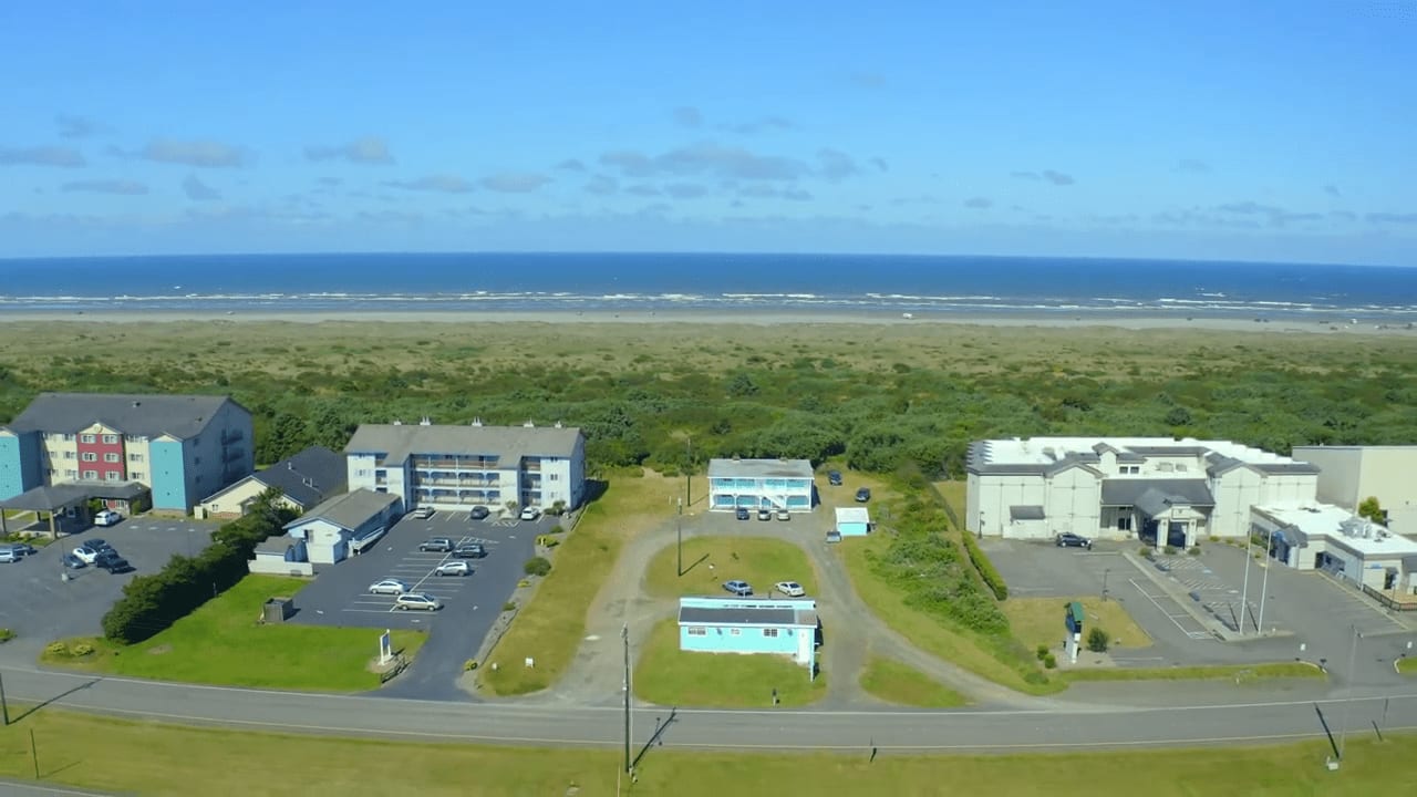 Ocean Front Investment In Ocean Shores, Washington