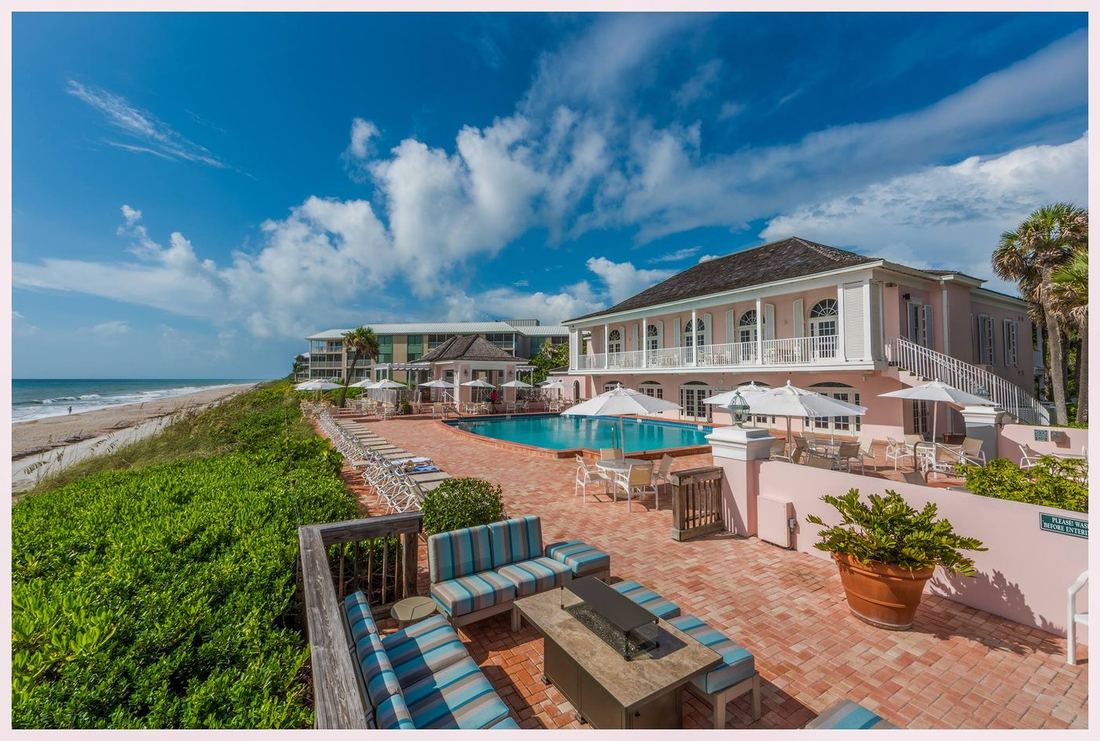 Oceanfront beach club living in Vero Beach