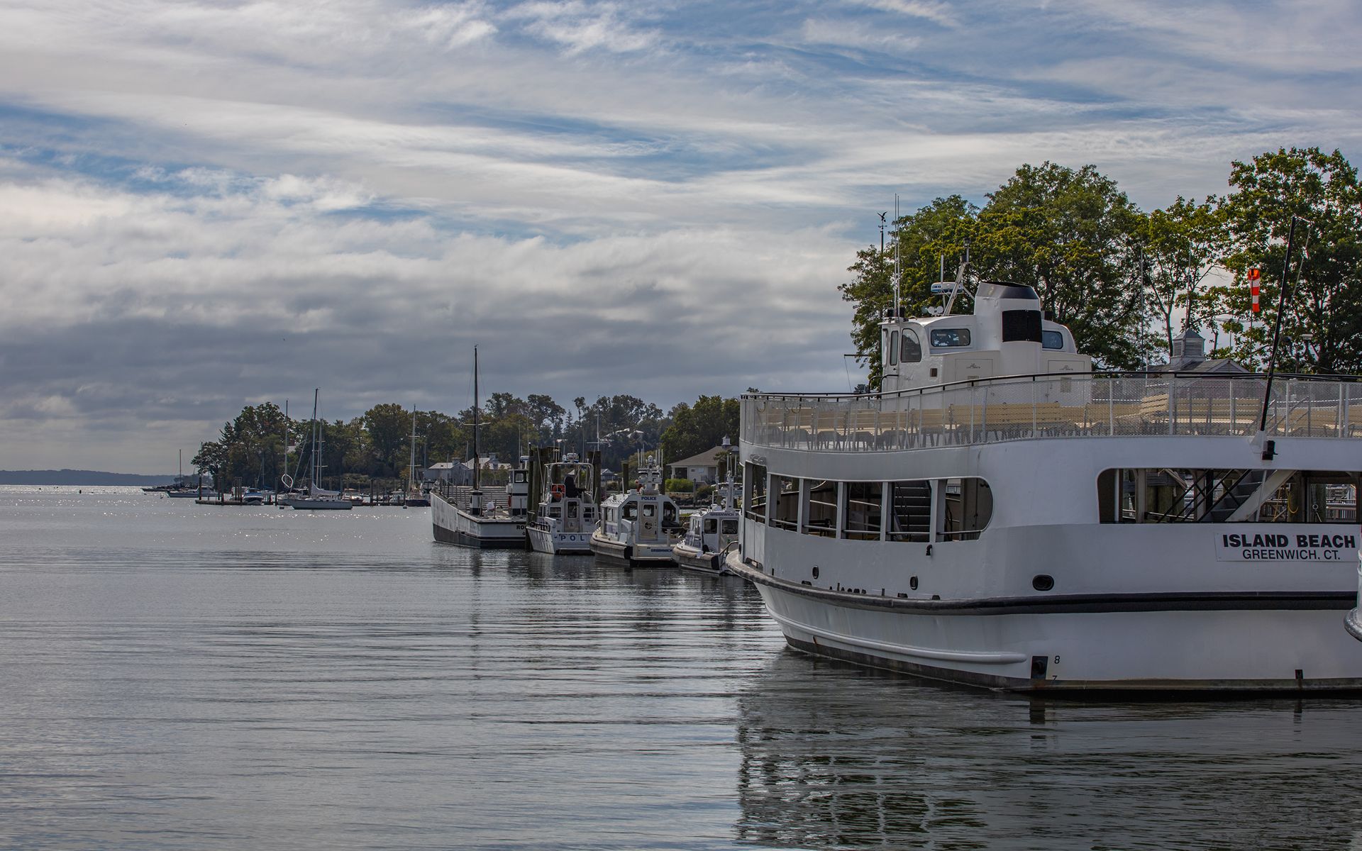 The town ferry to Island Beach