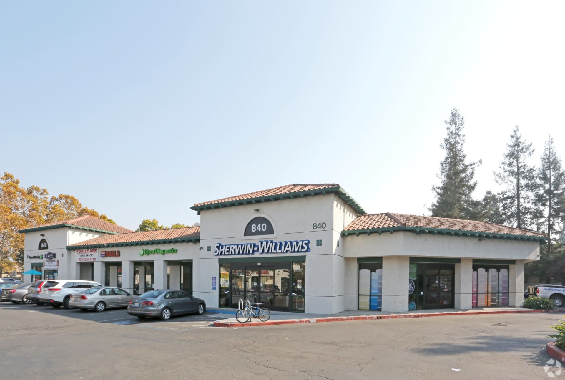 Sherwin-Williams - Willow Plaza