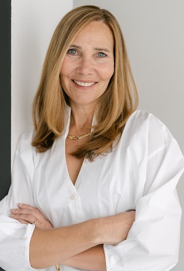 The Girard Group | RE/MAX Professionals | Jen Girard - Business Photo