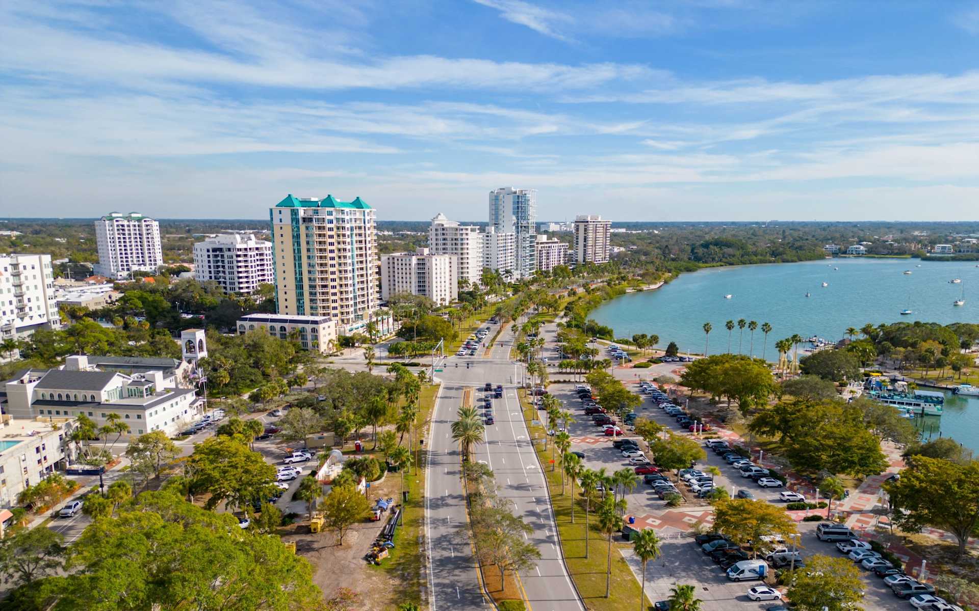 Explore Florida Neighborhoods | Christine Hall