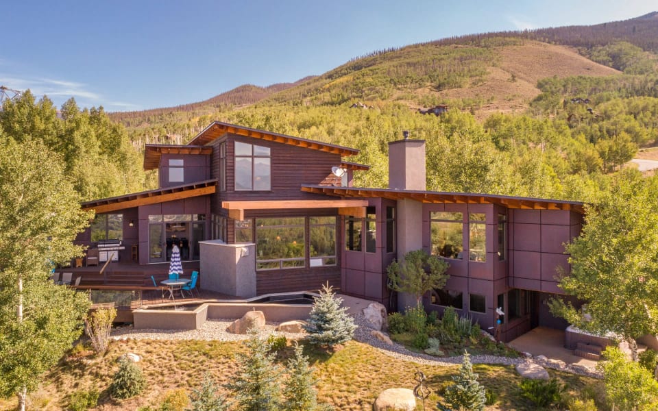 Featured Properties | Nelson Mountain Real Estate