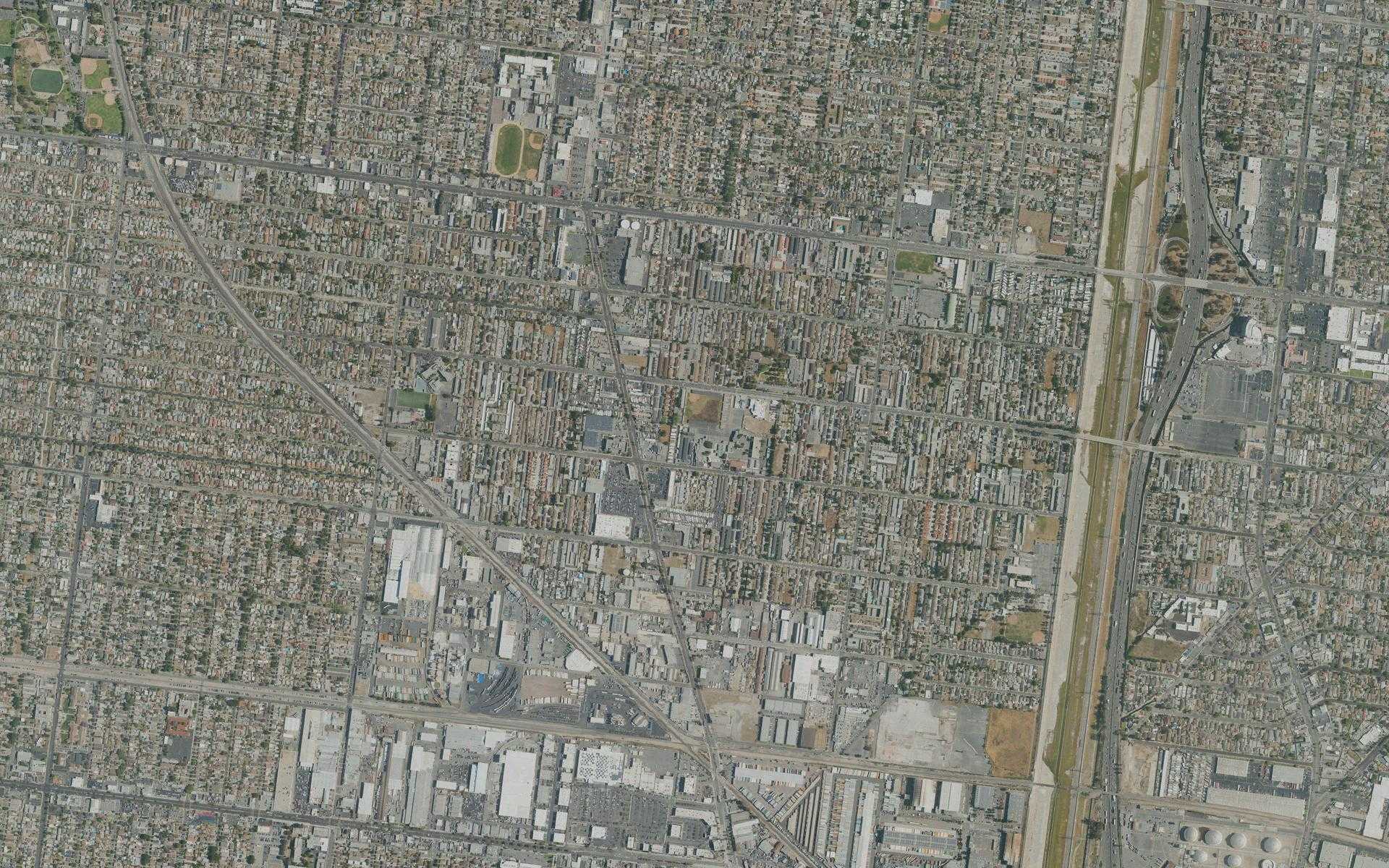 Orthophoto showing Cudahy's residential street grid, long parcels and Los Angeles River edge