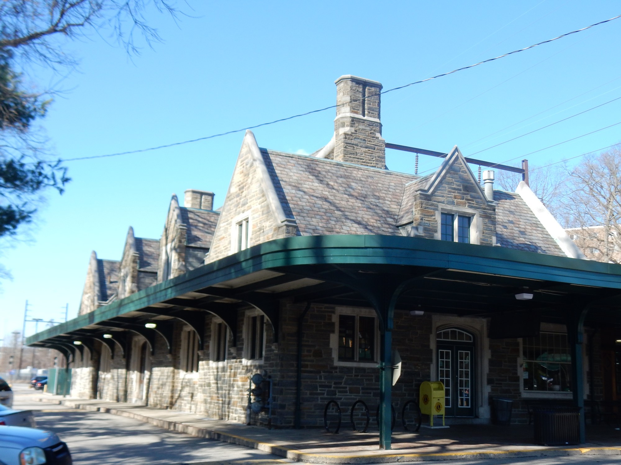 jenkintown-03-jenkintown-wyncote-train-station-in-2020-05.jpg