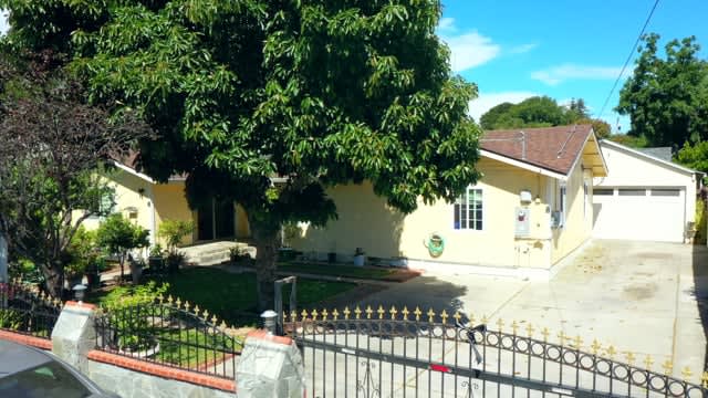 2284 Addison Avenue - East Palo Alto, CA 94303