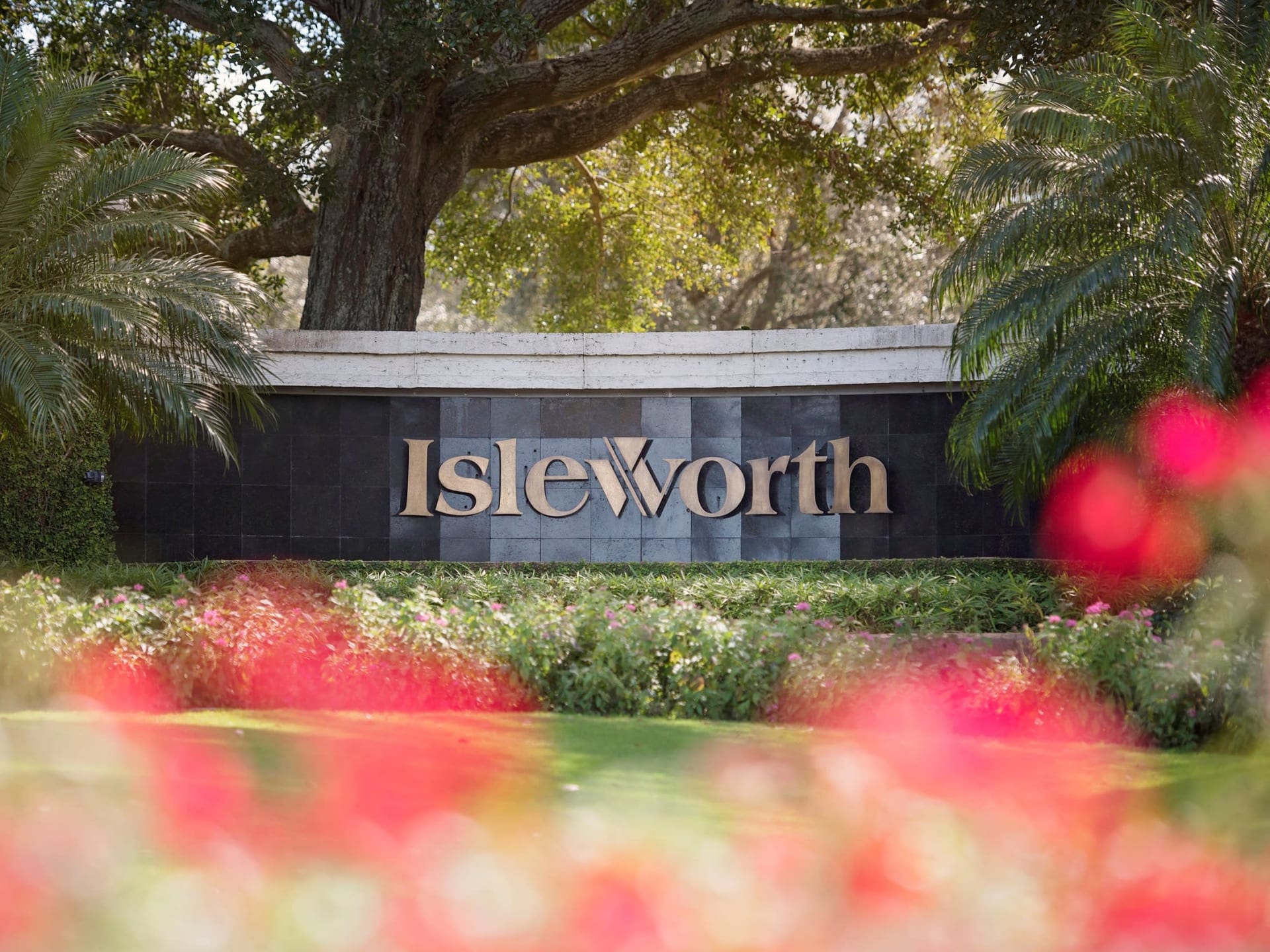 isleworth entrance