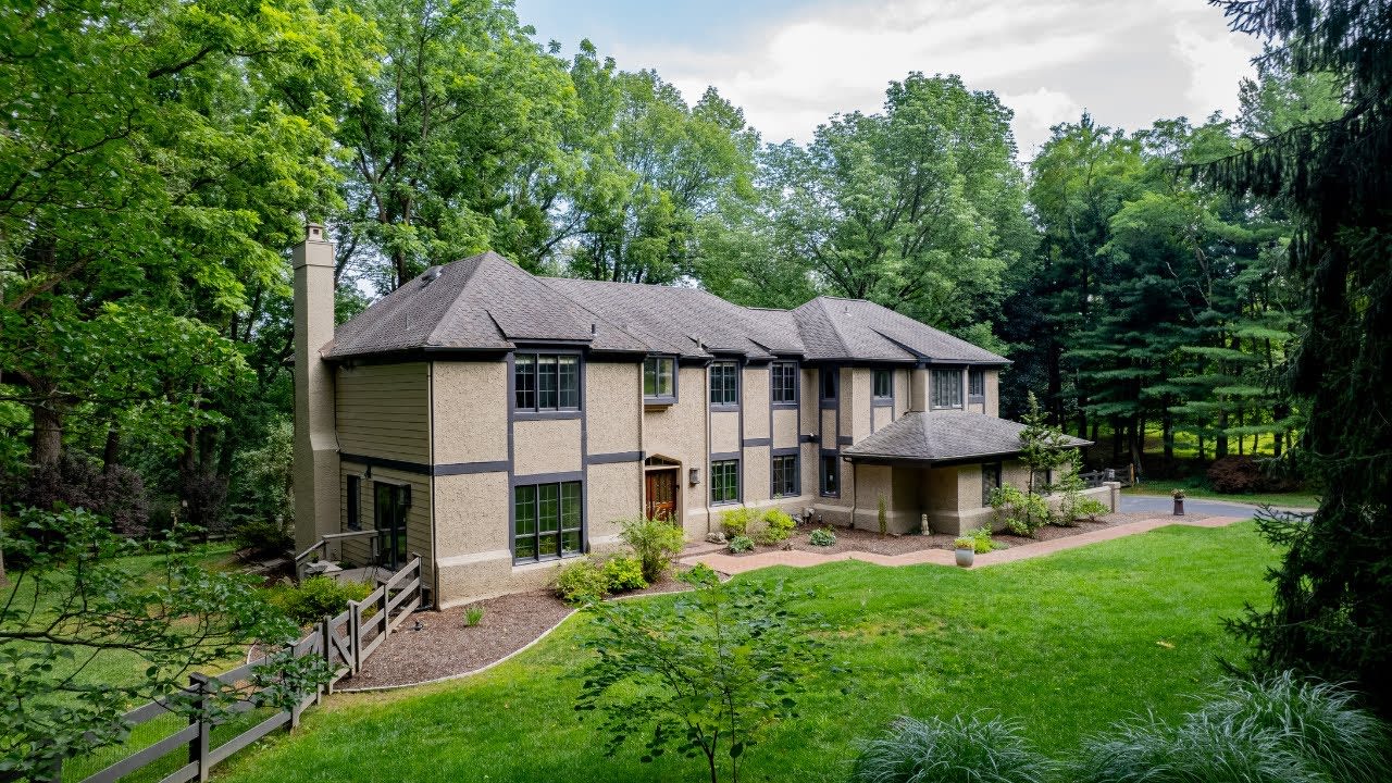 545 ATTERBURY ROAD, VILLANOVA ROBIN GORDON GROUP