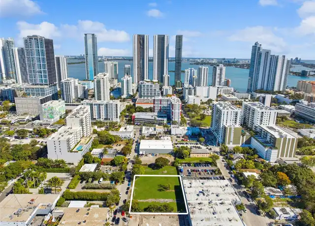 Bal Harbour Luxury Condos