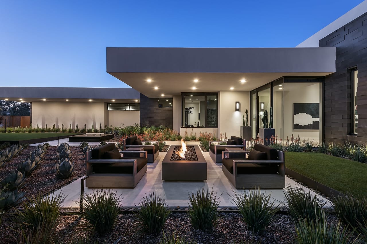 Outdoor sitting area at modern home in Arizona