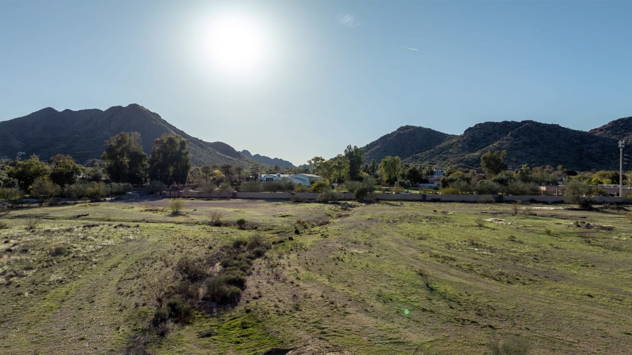 Mummy View Estates 8 Acre Community in Paradise Valley