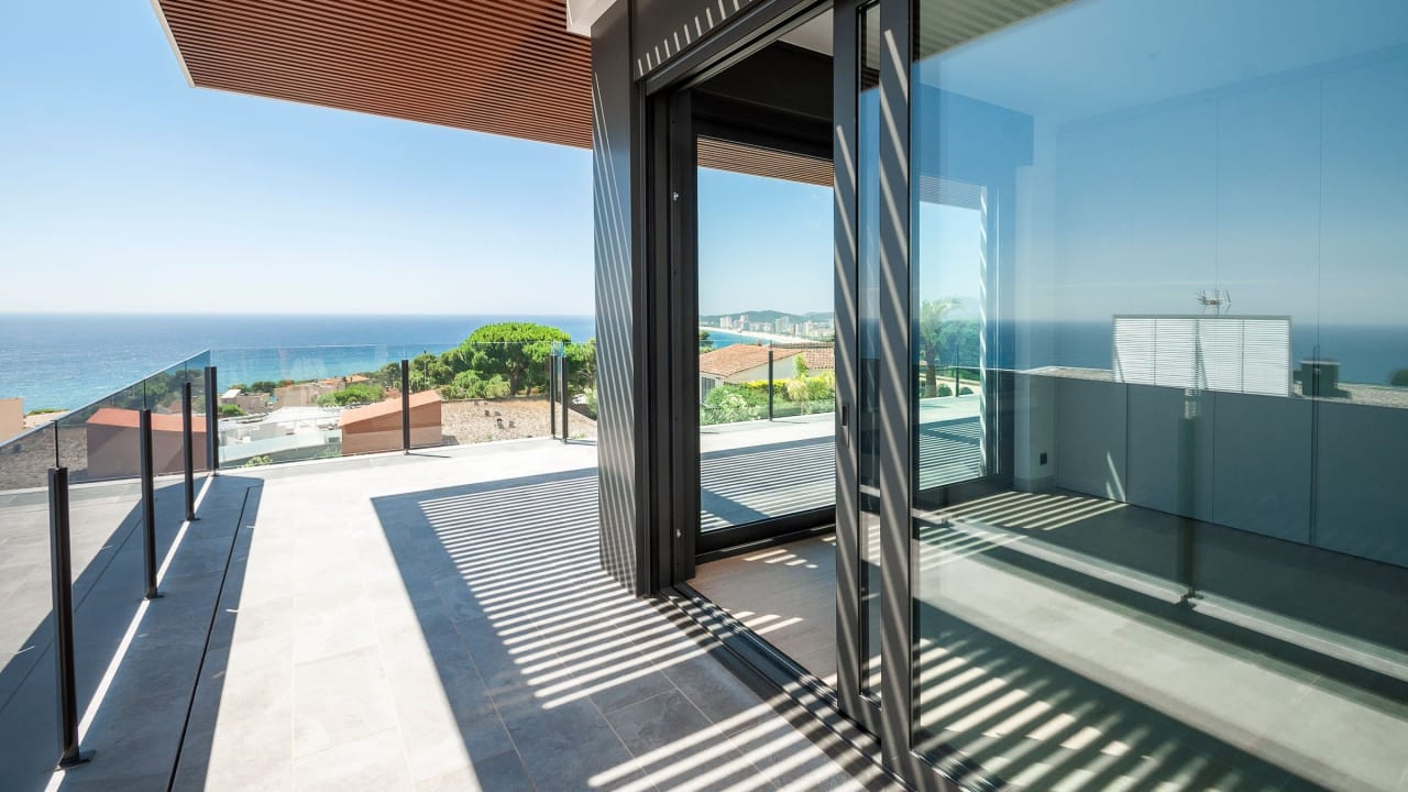 Relocation Guide | Onyx Collective Real Estate Experts