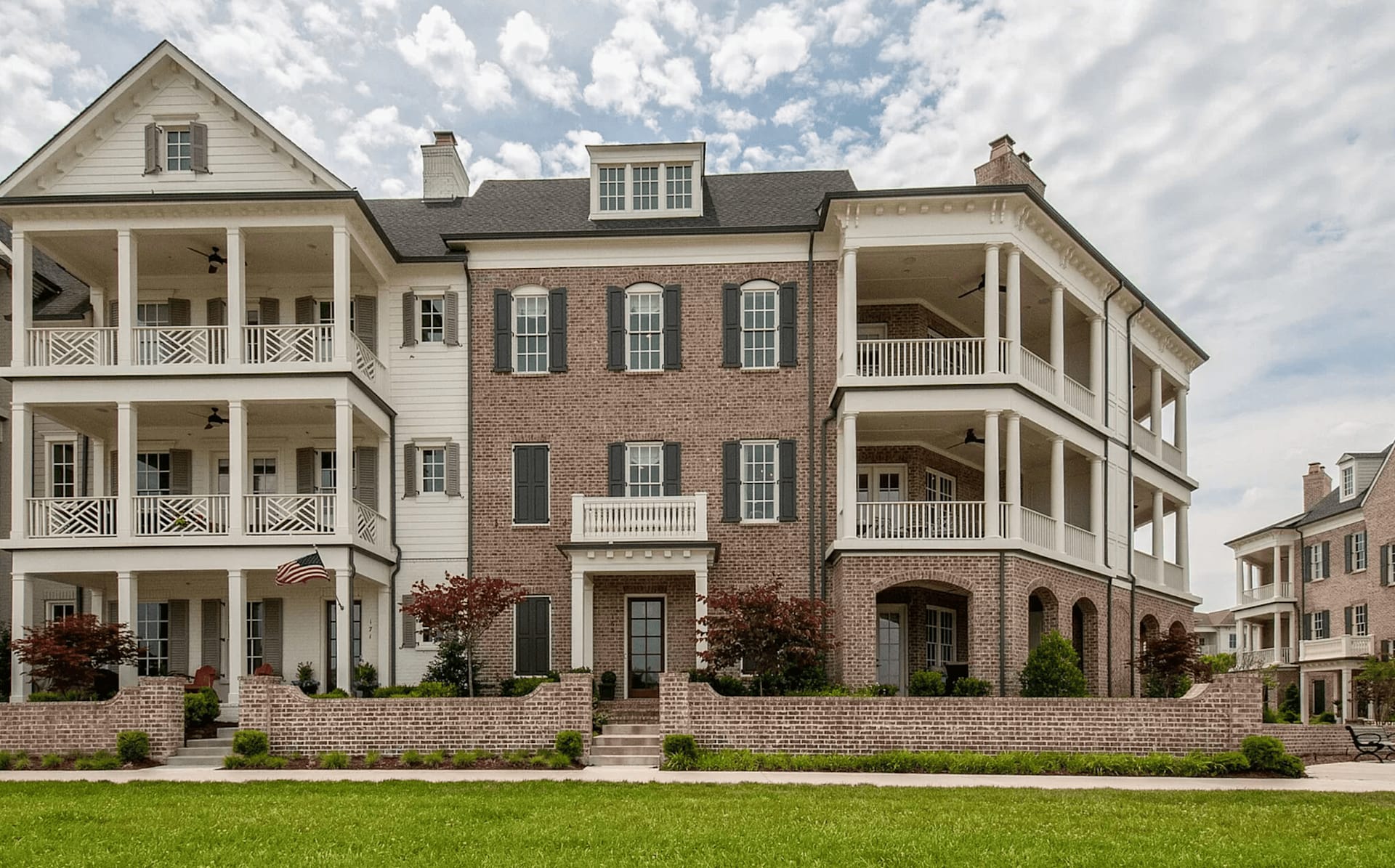 TOURING A $2,150,000 LAKEFRONT WESTHAVEN LUXURY HOME