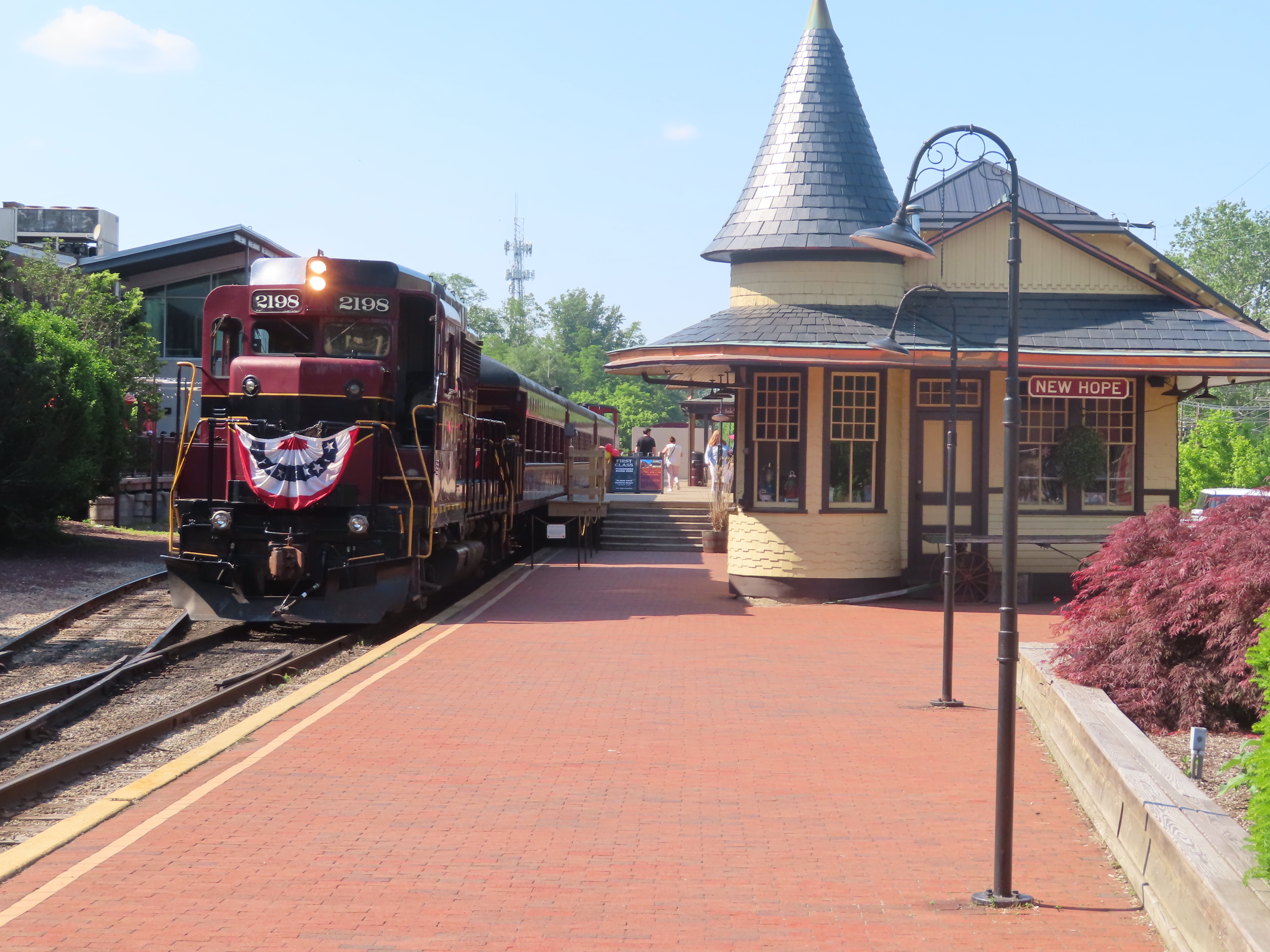 New Hope neighborhood guide photo