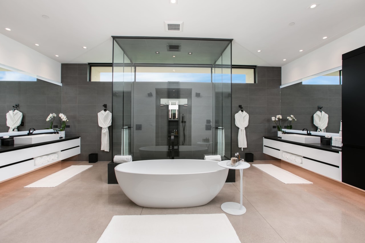 Luxury home with modern bathroom and glass shower