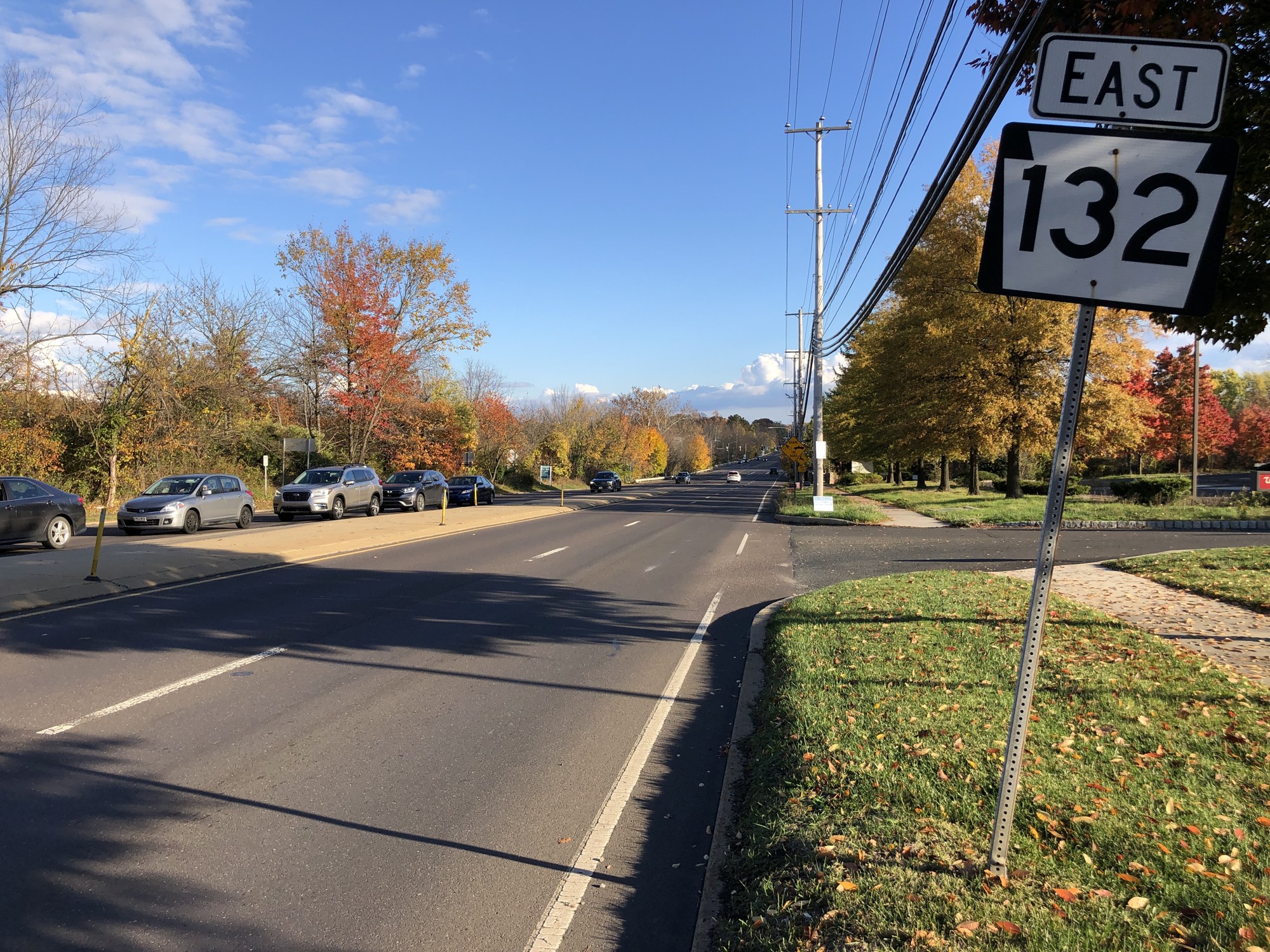warrington-04-2022-11-01-16-14-17-view-east-along-pennsylva.jpg