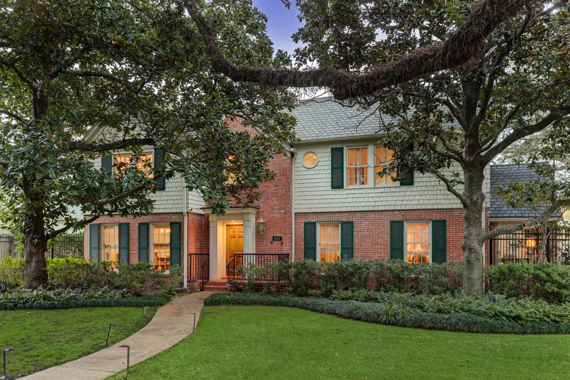 2002 Sunset Boulevard, Houston, Texas - Walter Bering, Houston Realtor