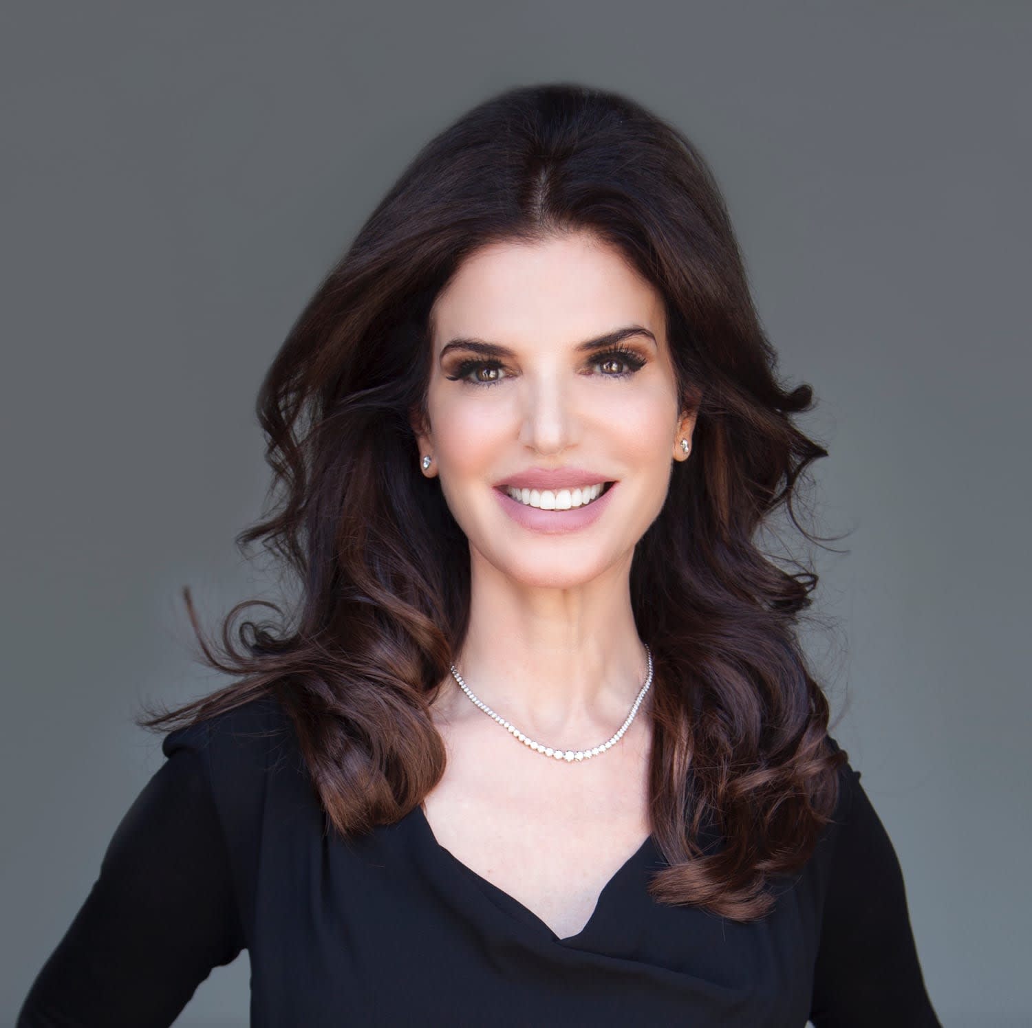 MEET PREMIER LUXURY REAL ESTATE AGENT ARLENE RUTENBERG