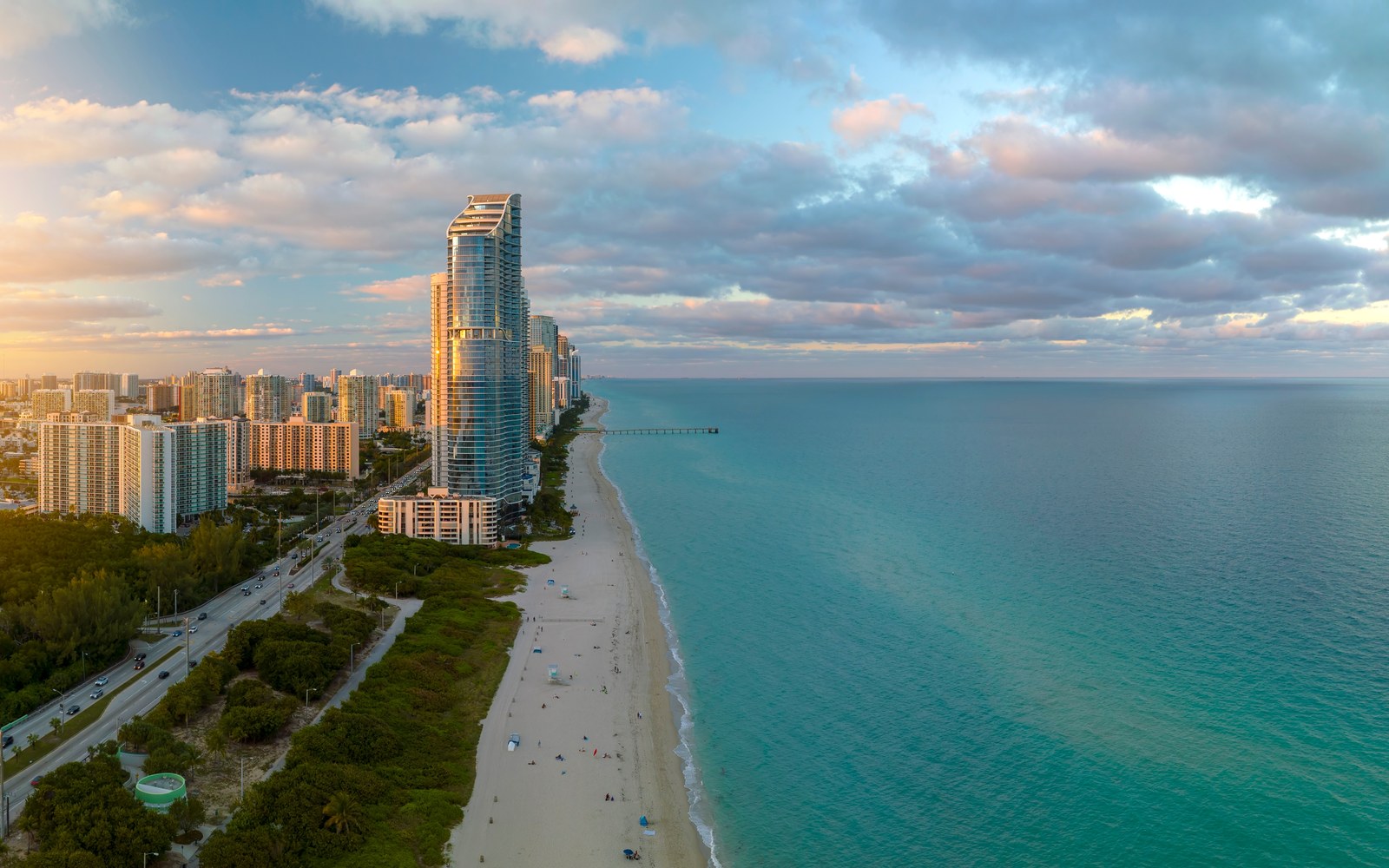 Provence condominium in Park Shore Naples