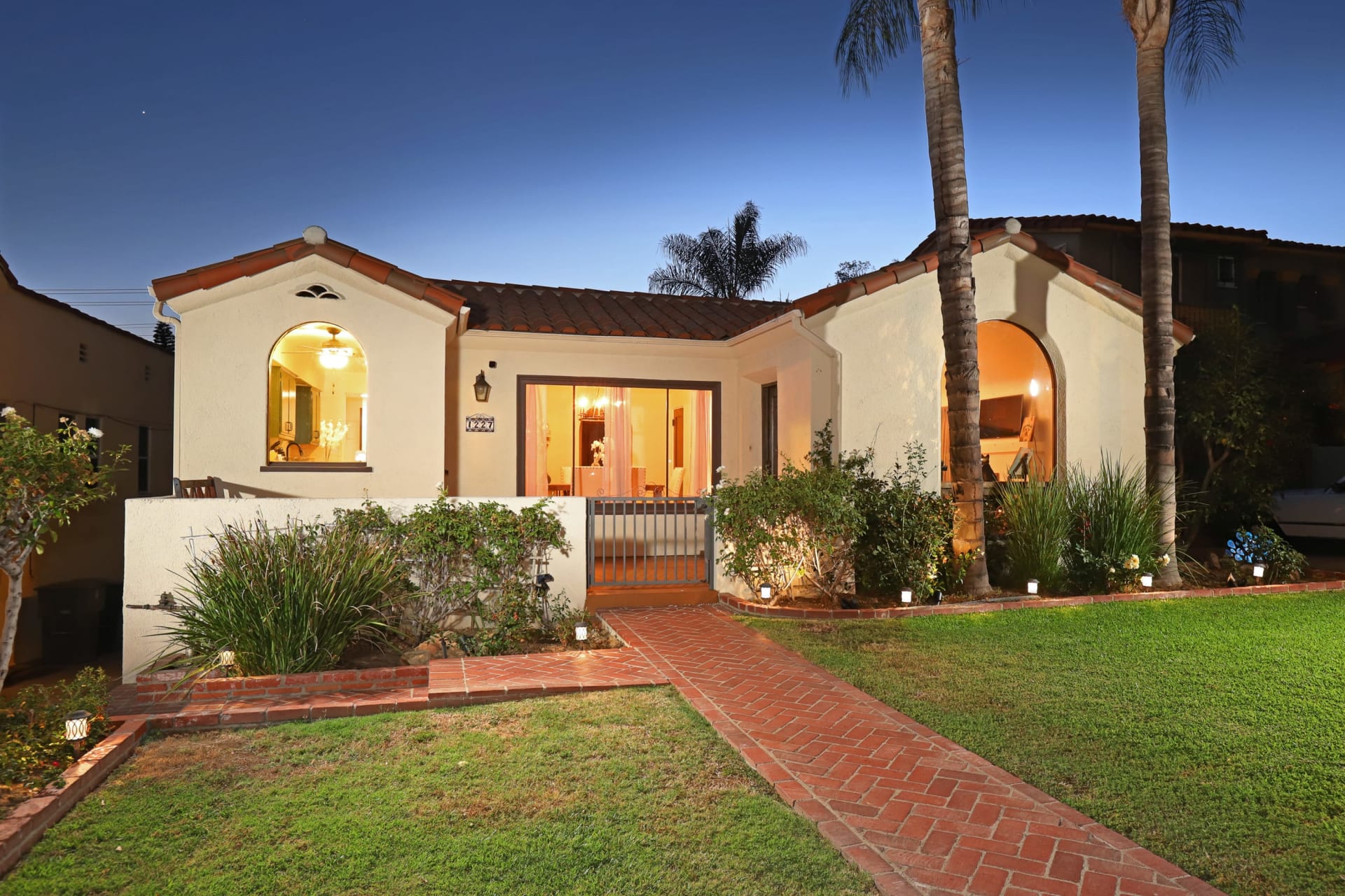 SOLD #GetMoreGetEdwin 1227 Cordova Ave Glendale | Gorgeous Spanish Character Pool Home