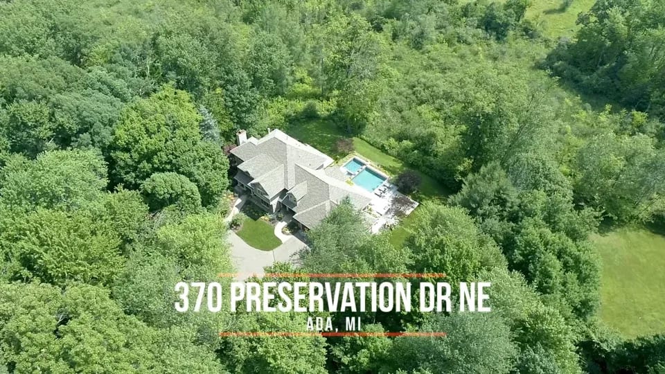 370 Preservation Dr NE, Ada, MI presented by Robert Antonini