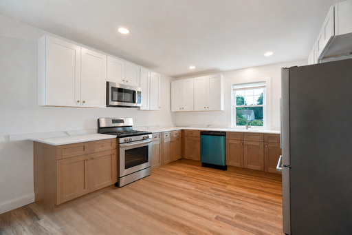 9 Colwell St Unit 1, Cranston, RI
