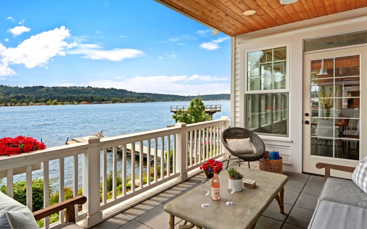 Balcony with a view of a lake