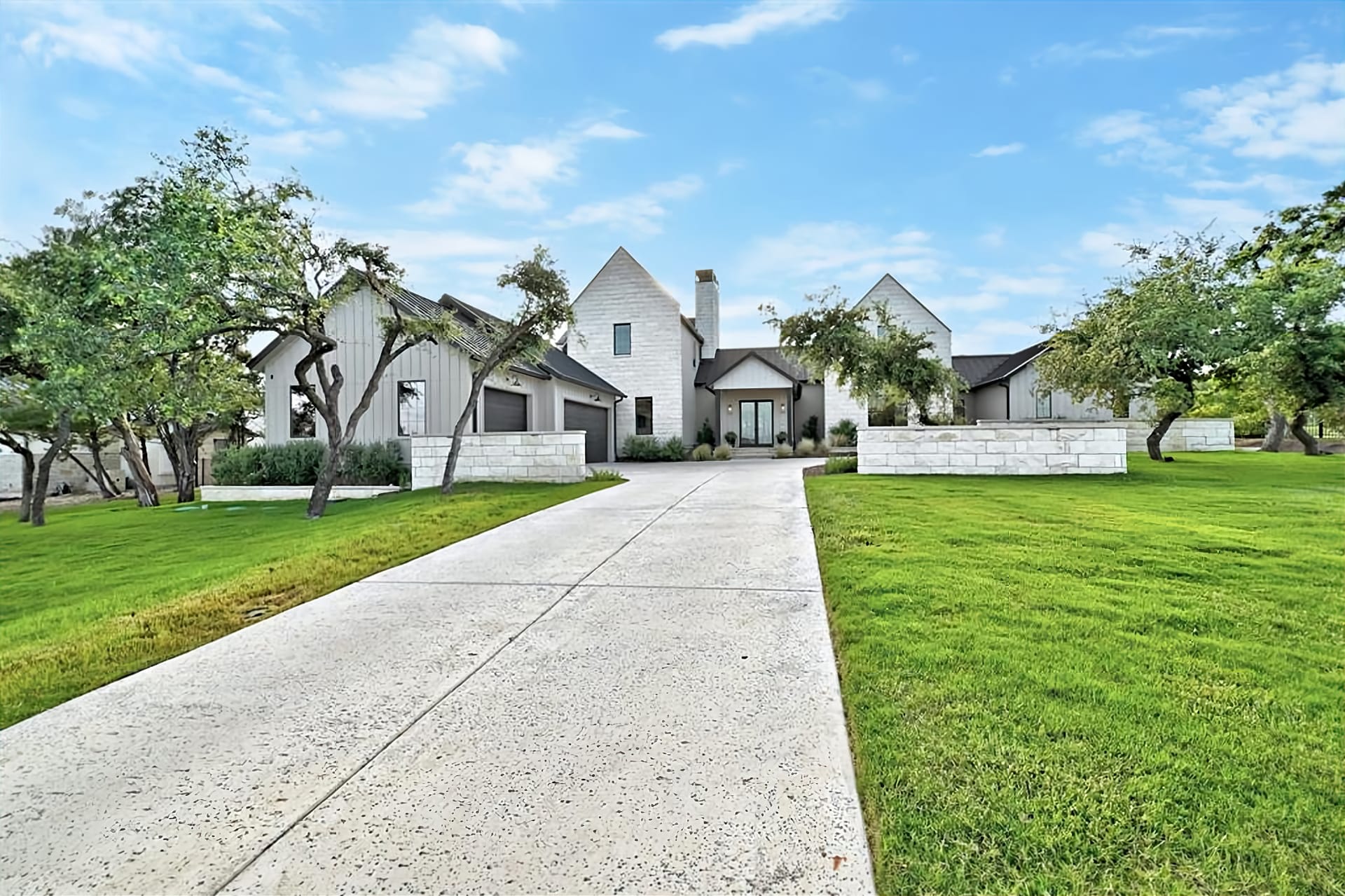 Bespoke Home Marketing | Meryl Hawk