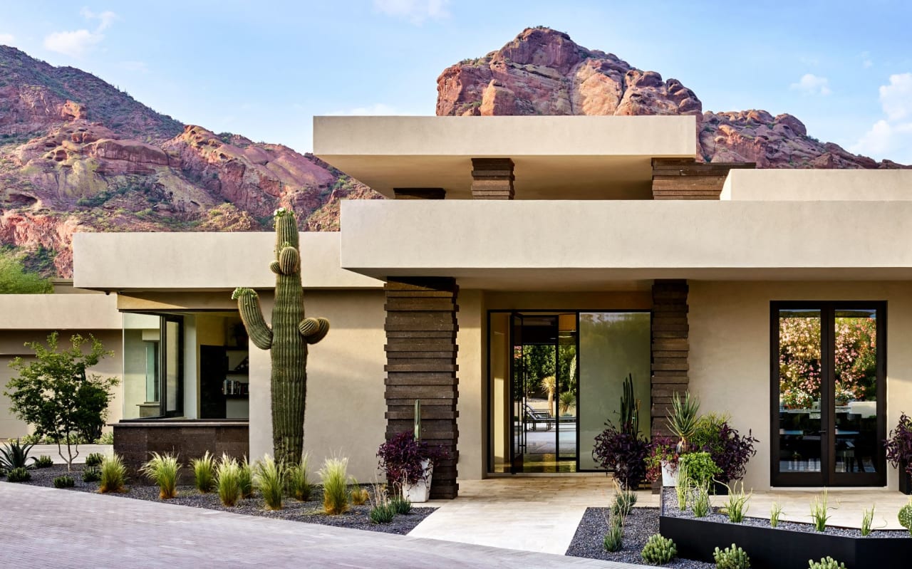 Modern luxury home with Camelback mountain views