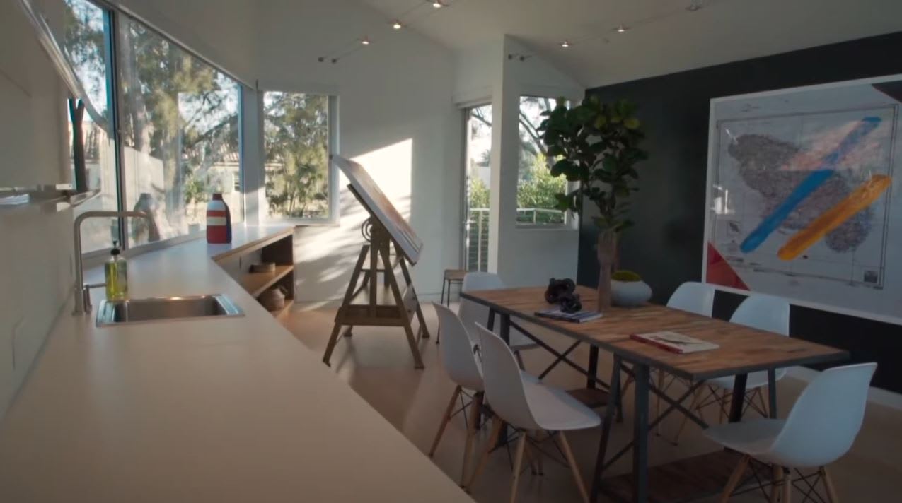 CBS TOUR - BESPOKE ARCHITECTURAL HOME IN SANTA MONICA