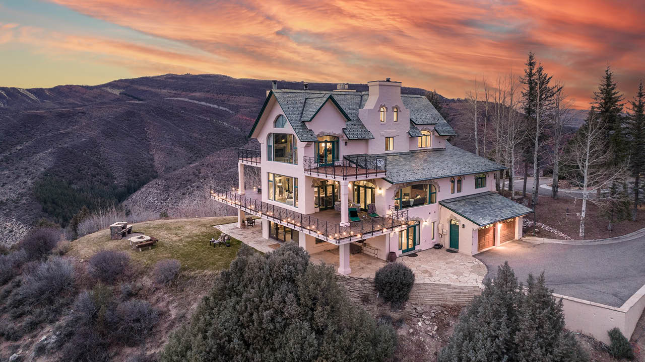 Staggering Heights with Dramatic Mountain Views