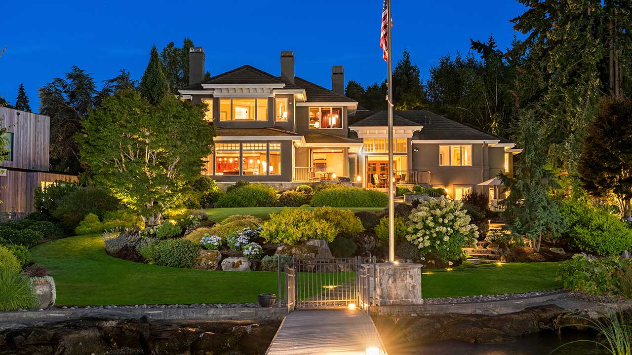 Mercer Island Waterfront Living