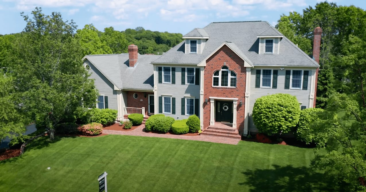 7 St Thomas More Dr.