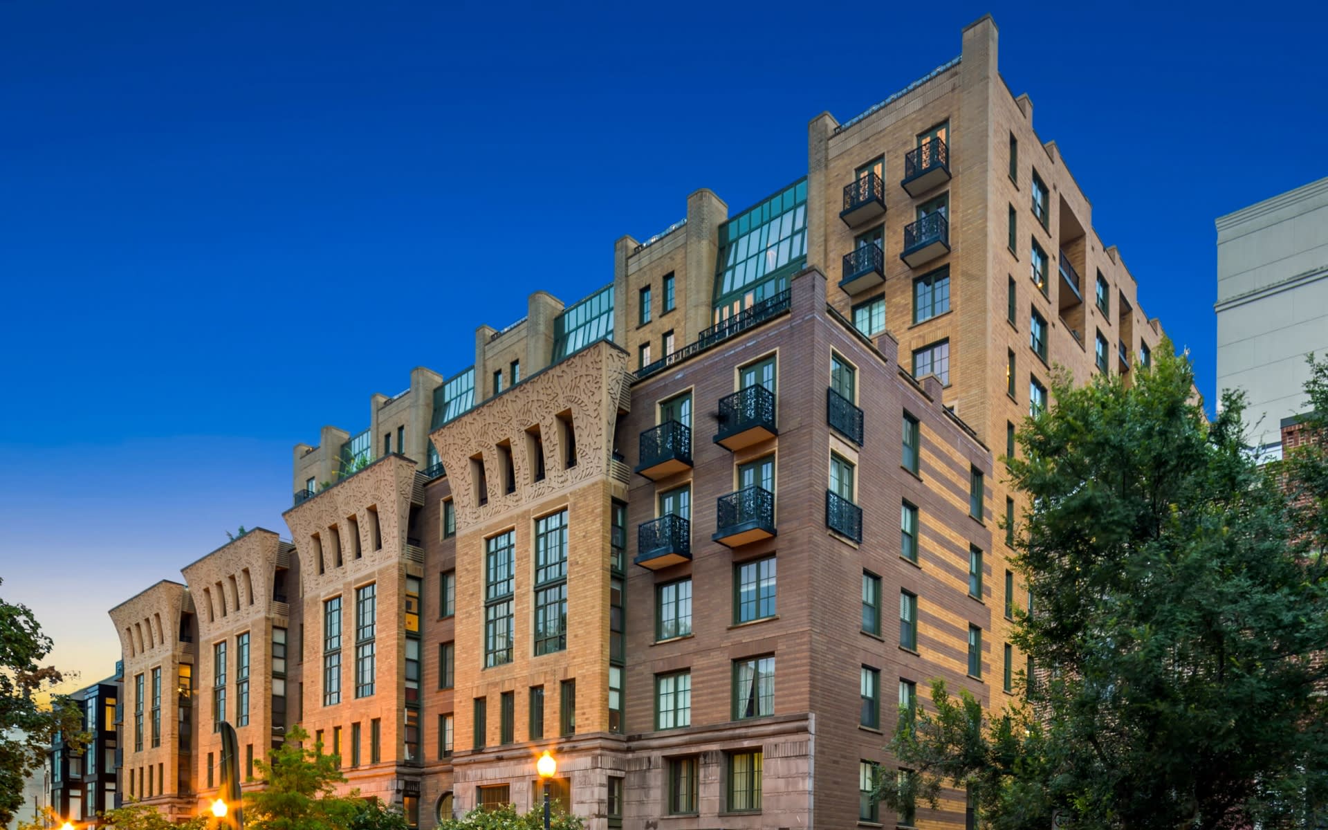 910 M Street NW Washington, DC 20001