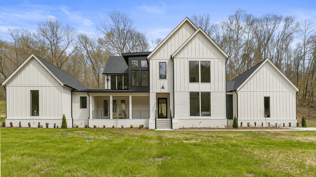 INSIDE A $2,750,000 MODERN FARMHOUSE IN FRANKLIN TN