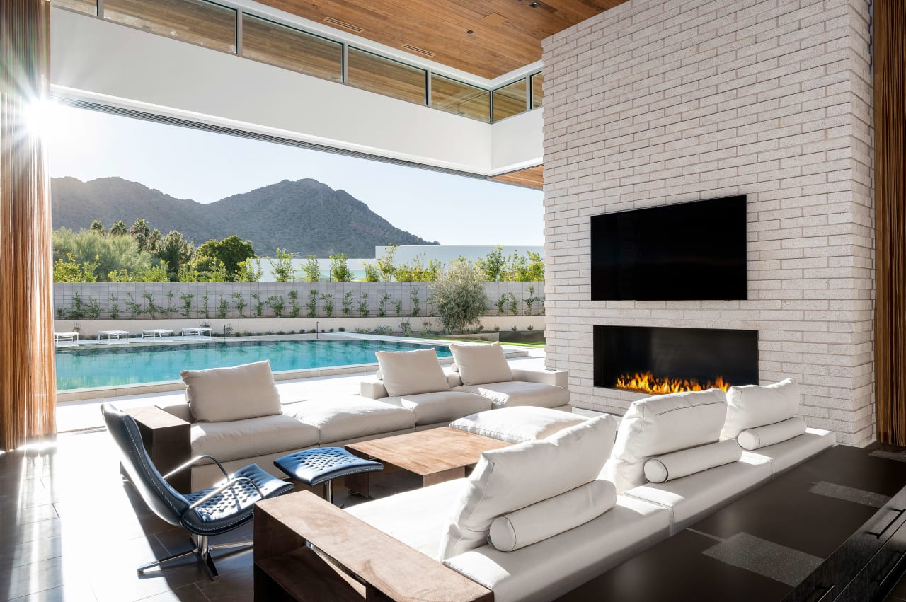 Modern living room with indoor outdoor living space