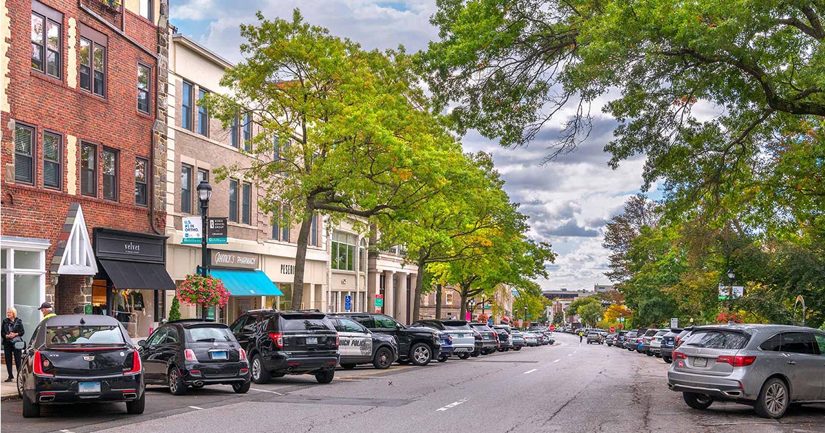 Morning on Greenwich Avenue