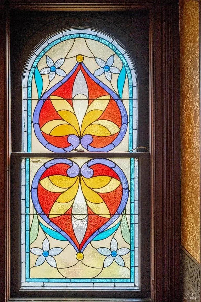 Art Glass / Stained Glass Image 1