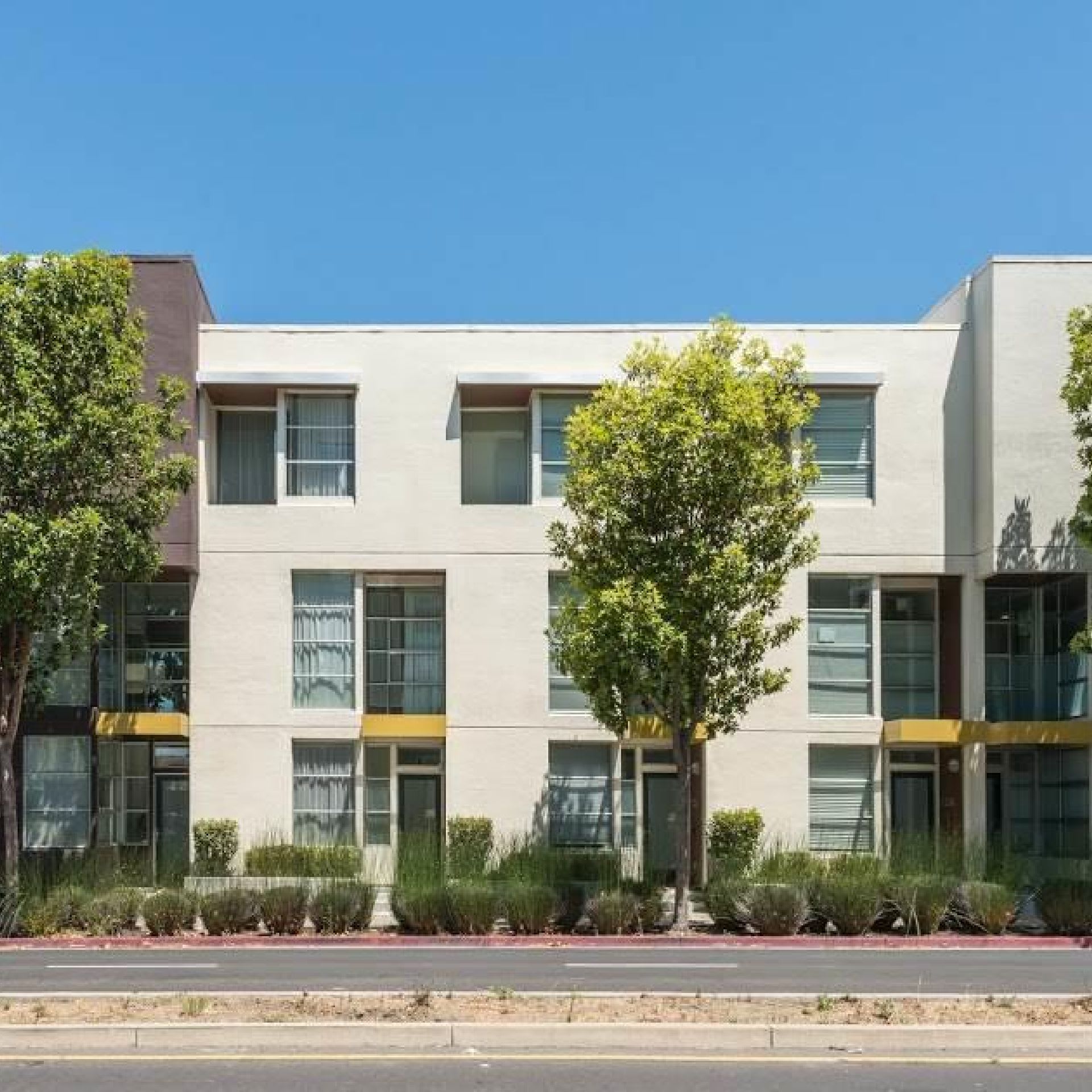 2BR/2BA condo in Emeryville