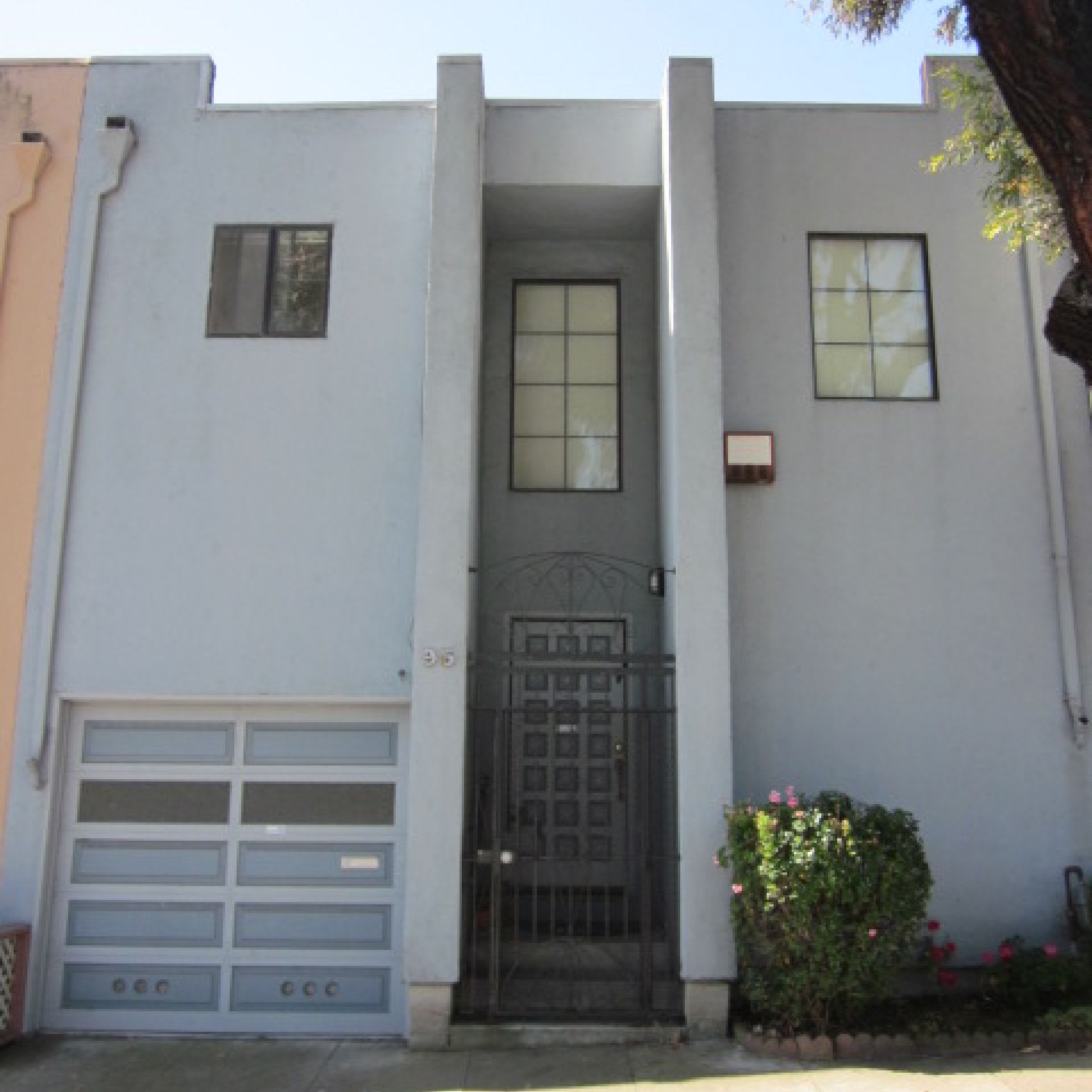 2BR/2BA house in Sunnyside