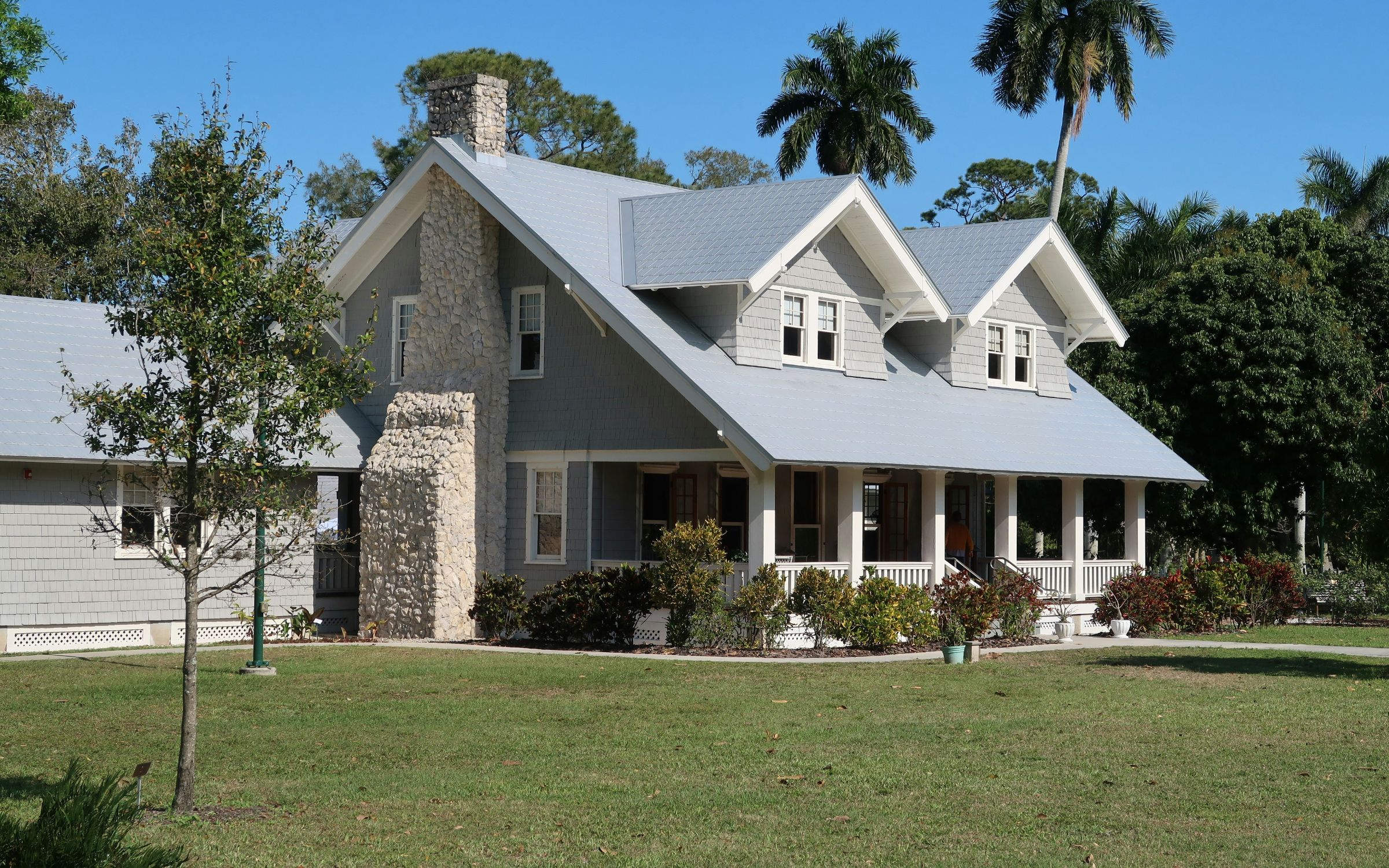 Historic architecture near Edison and Ford Winter Estates