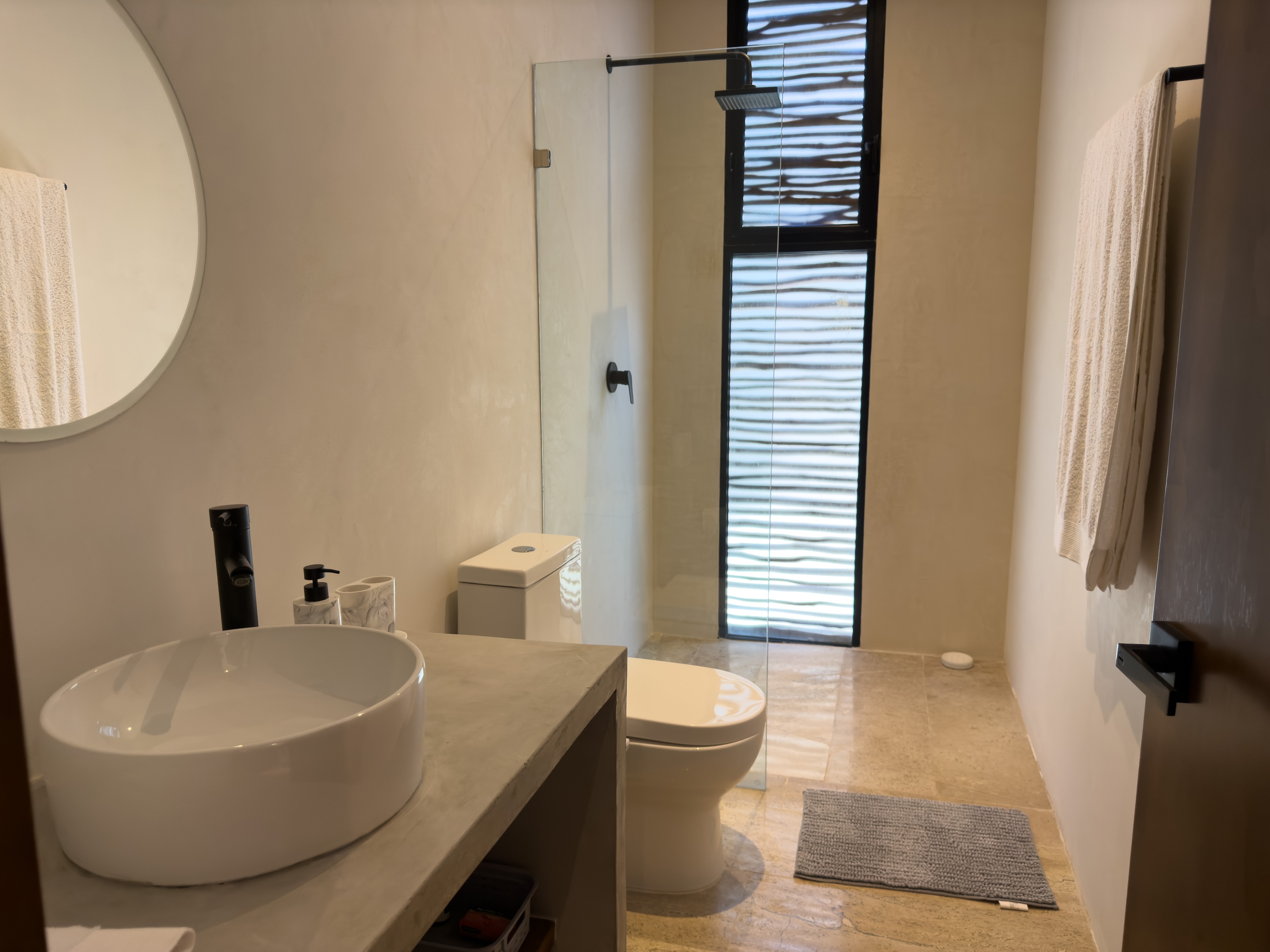 3 Bed Condo/Apartment - Seremonia 1.6 | Region 15 - photo 18