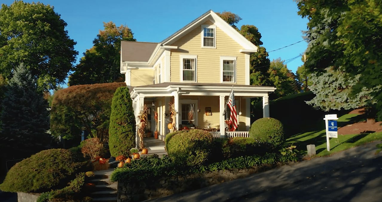 30 Winthrop St., Winchester